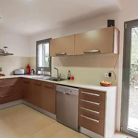 Peralta W Above Ground Pool Villa