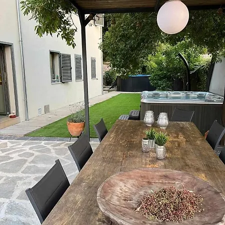 Villa Peralta W Above Ground Pool