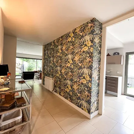 Villa Peralta W Above Ground Pool Gerona