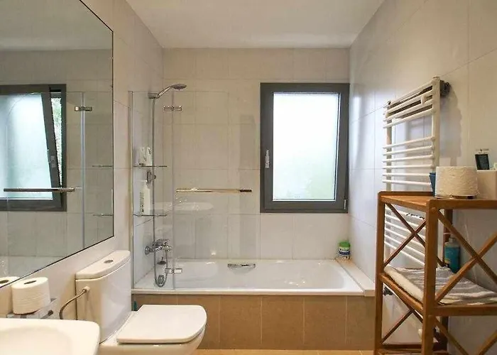 Peralta W Above Ground Pool Villa Gerona