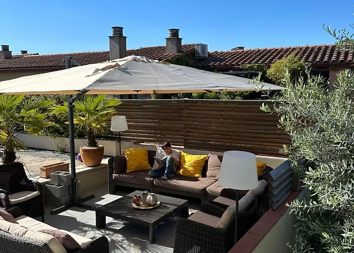 Villa Peralta W Above Ground Pool Gerona